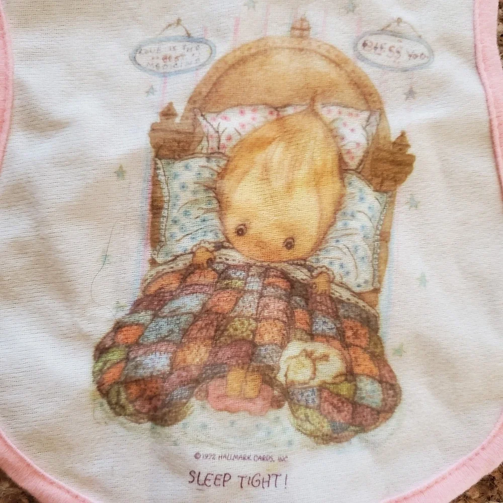 Vintage 1983 Hallmark Baby Bib Sleep Tight Pink Trim Cute‎ Collectible